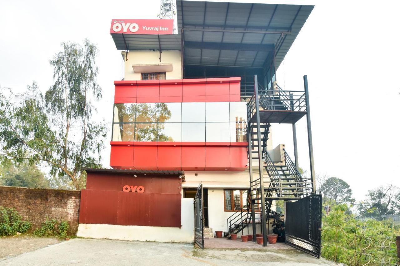 Oyo Flagship Yuvraj Inn Rājpur Exteriör bild